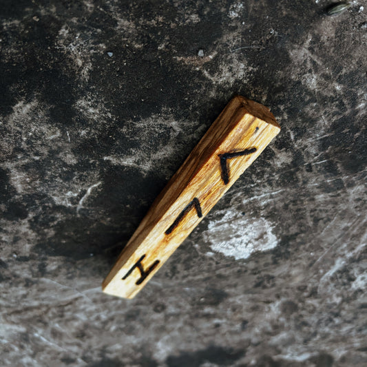 Palo Santo | Ritualizado con Runas del Futhark Antiguo